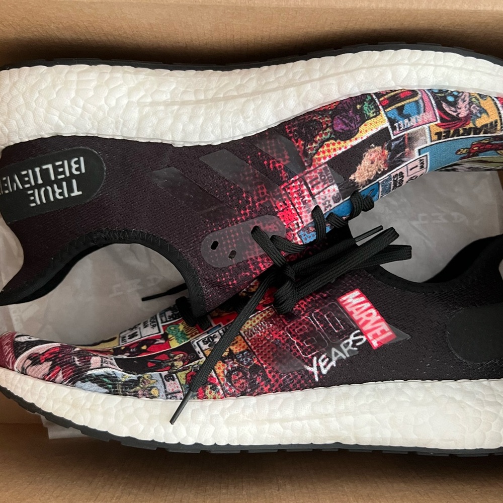 adidas Speedfactory AM4
Marvel 80 Vol. 2